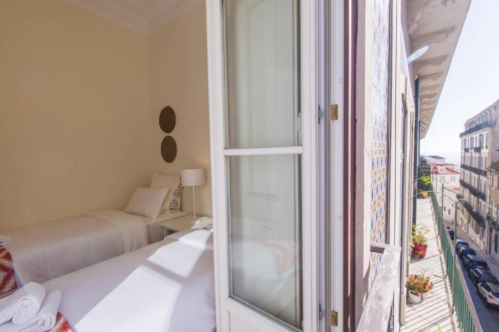 Apartamento 135 B - Alfama Renovated Charming Historic Flat Near Baixa