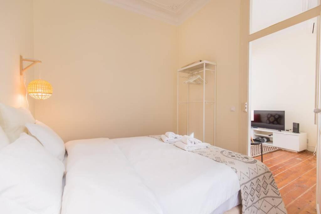 Apartamento 135 B - Alfama Renovated Charming Historic Flat Near Baixa Lisboa