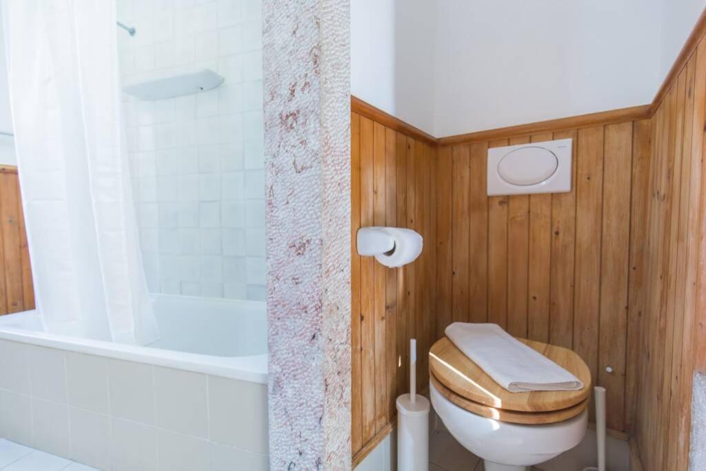 135 B - Alfama Renovated Charming Historic Flat Near Baixa Apartamento